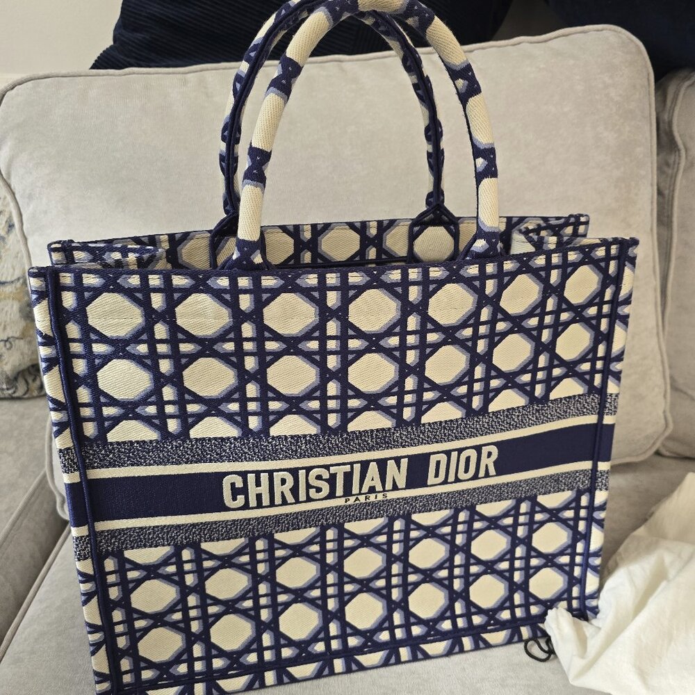 Christian Dior Tote Extra-large